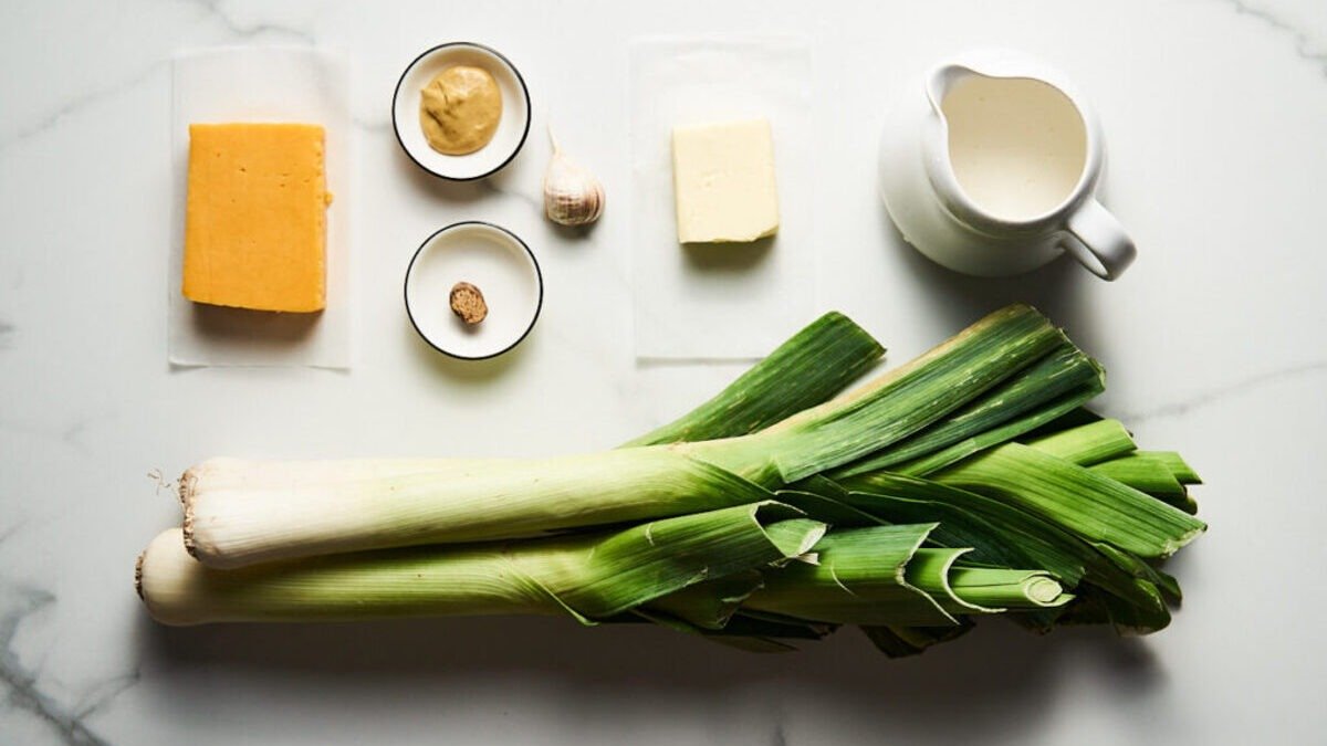 Pórek se sýrem z trouby