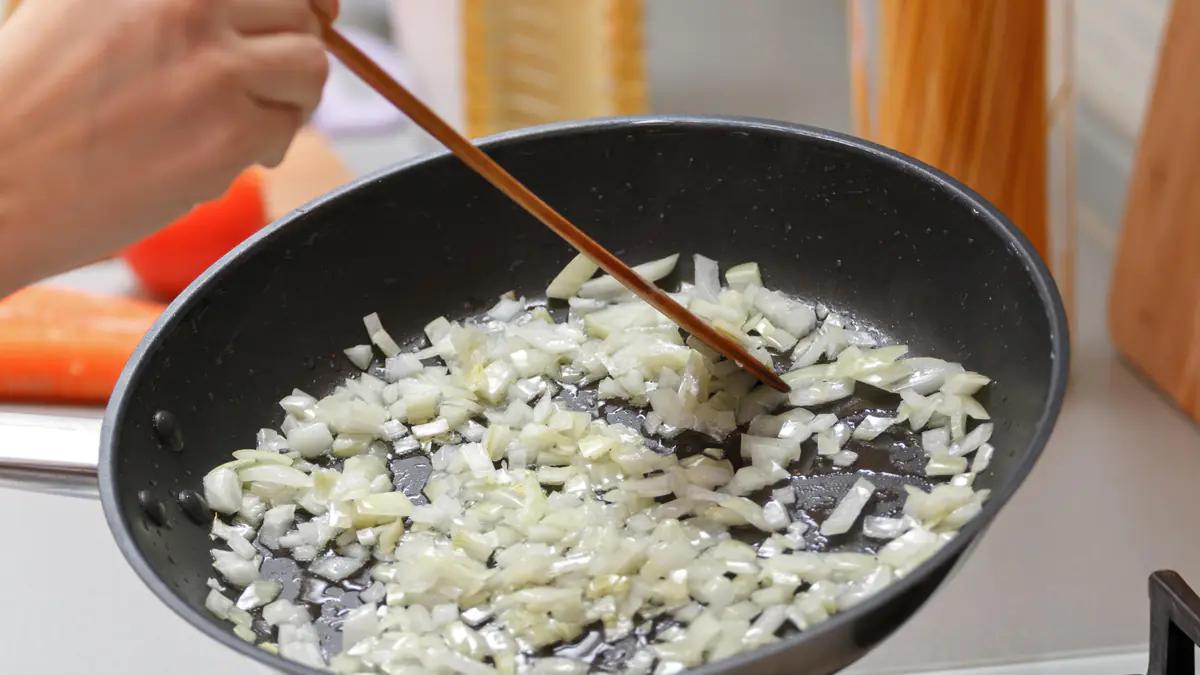 Zapékanka s kuřecím masem brokolicí a těstovinami ideální varianta na večer po práci