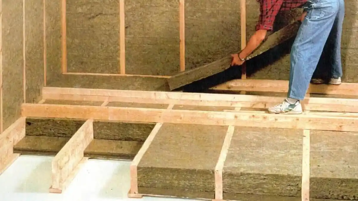 Finská technologie zateplení podlahy bez trubek a elektřiny: jak udržet dům teplý i při −36