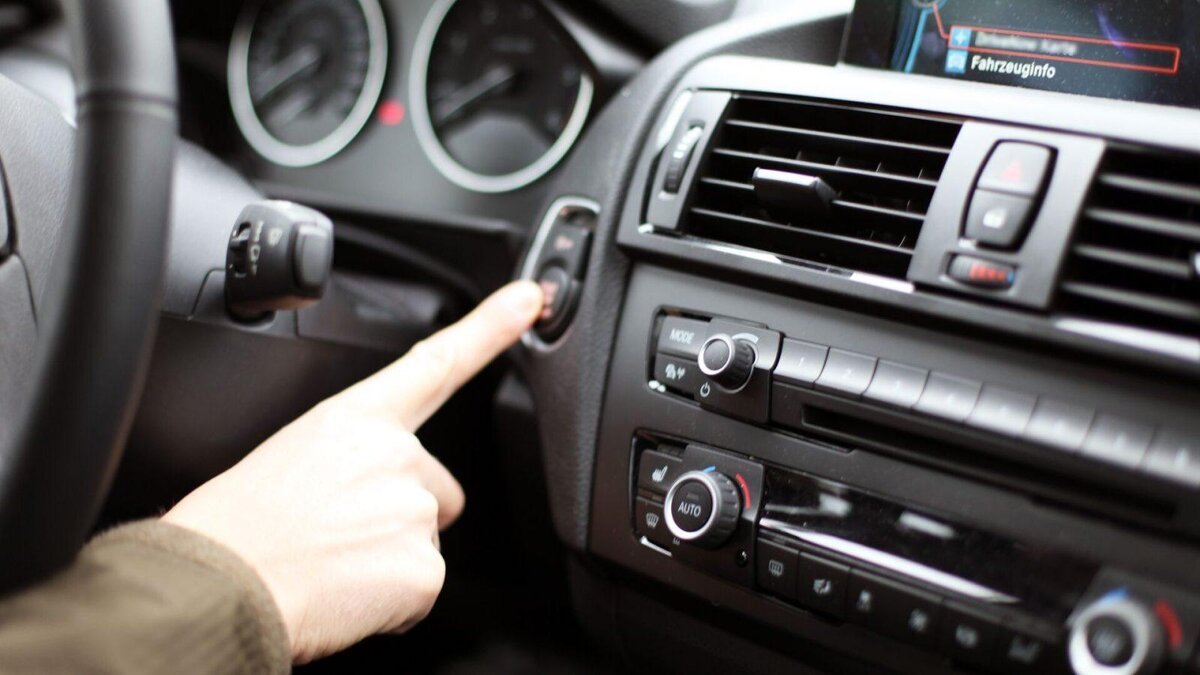 „V zimě zapnout topení hned po nastartování?“ I když počkáte jen 3 minuty, stav motoru v zimě se může úplně změnit