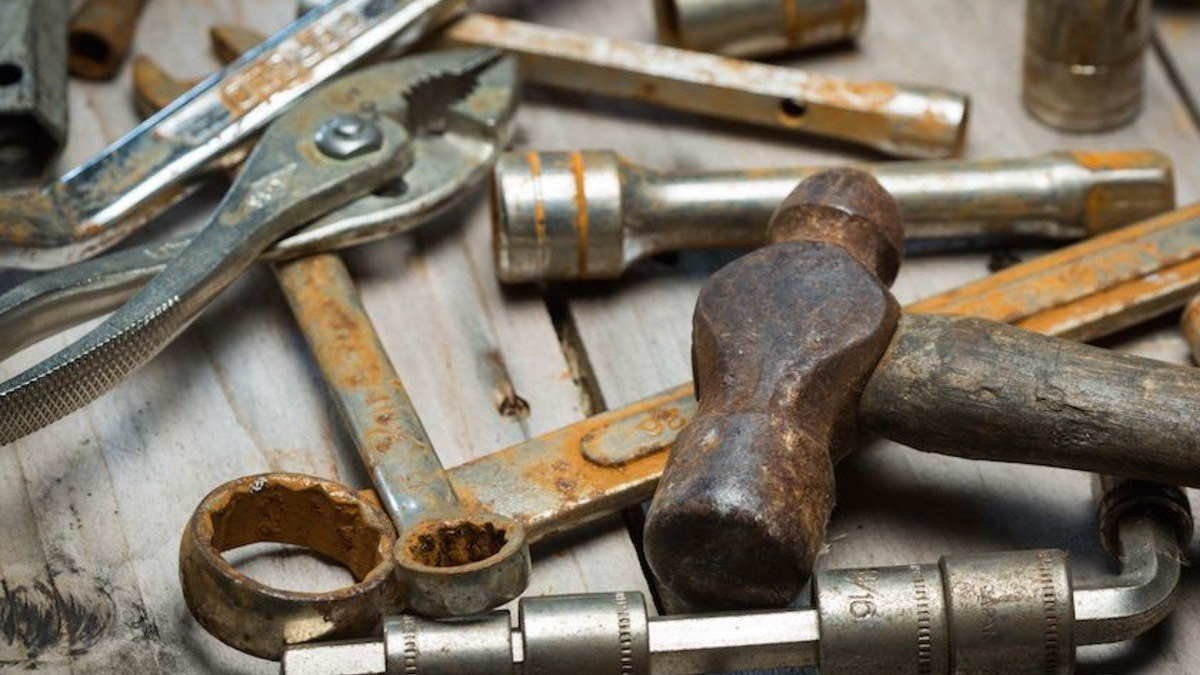 Bez octa a jedlé sody jednoduchý způsob jak odstranit rez z jakéhokoli povrchu