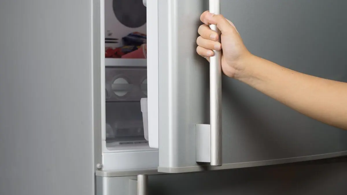 Experti varují vložte list papíru do dveří lednice