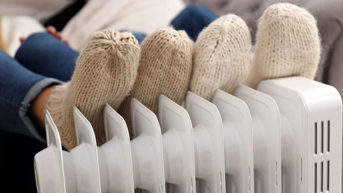 Já jsem pořád přidával topení, ale stejně mi byla zima: odborníci vysvětlují tento běžný domácí problém