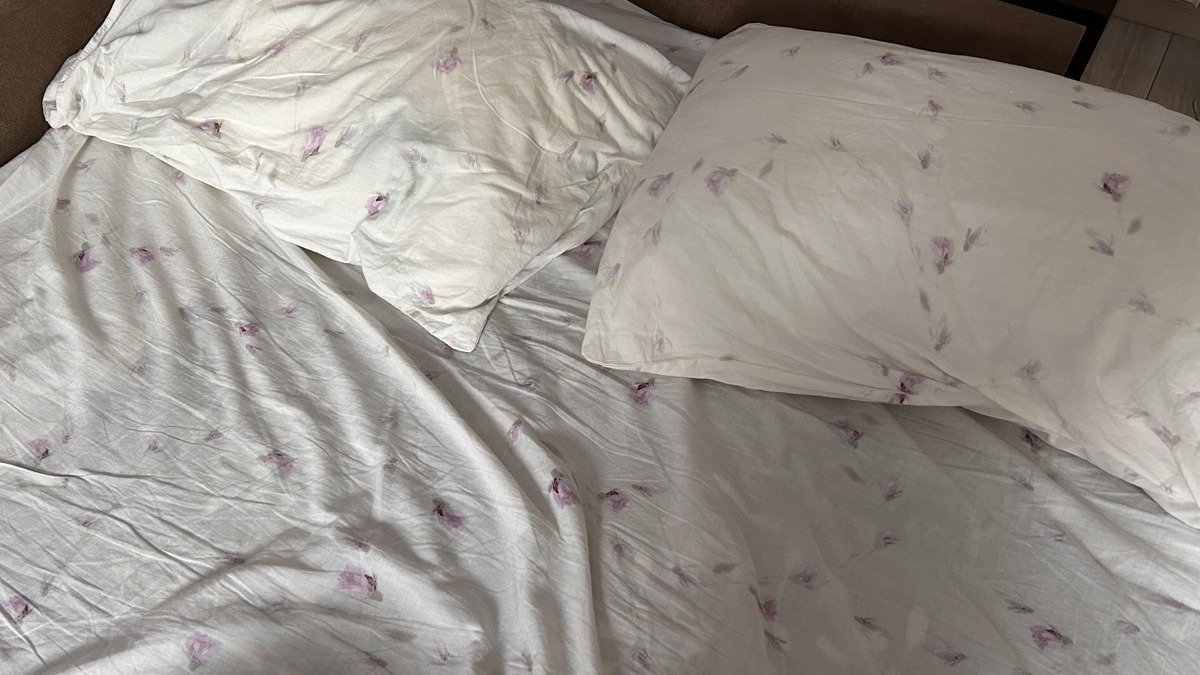 Jak často je opravdu potřeba prát ložní prádlo – praktická doporučení pro různé situace