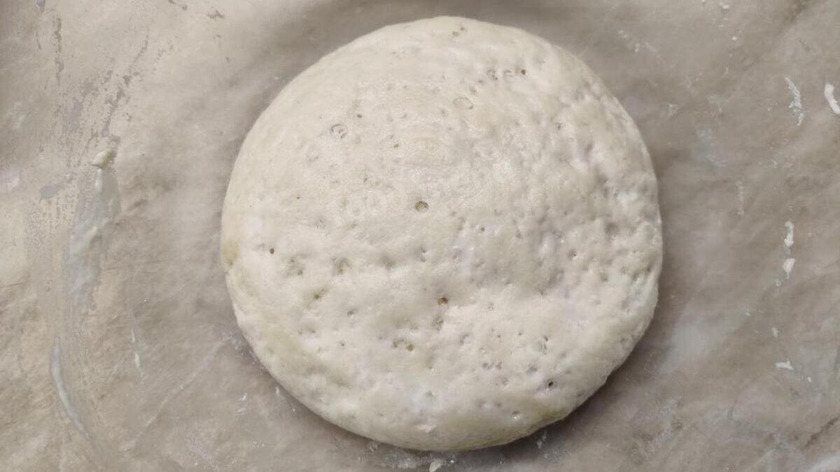 Samé nejšťavnatější čebureky podle starého receptu z roku 1937: bublinky, šťavnatý výpek a křupavá kůrka