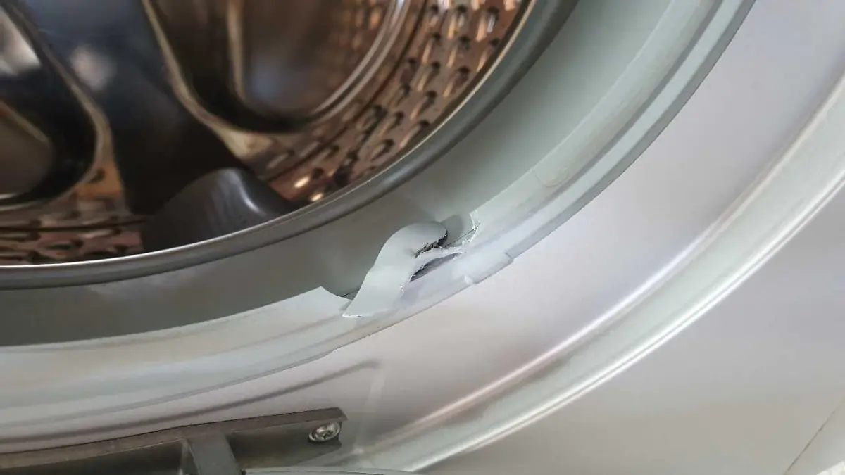 Technik vysvětluje, proč bílý ocet při každém praní poškozuje vaši pračku
