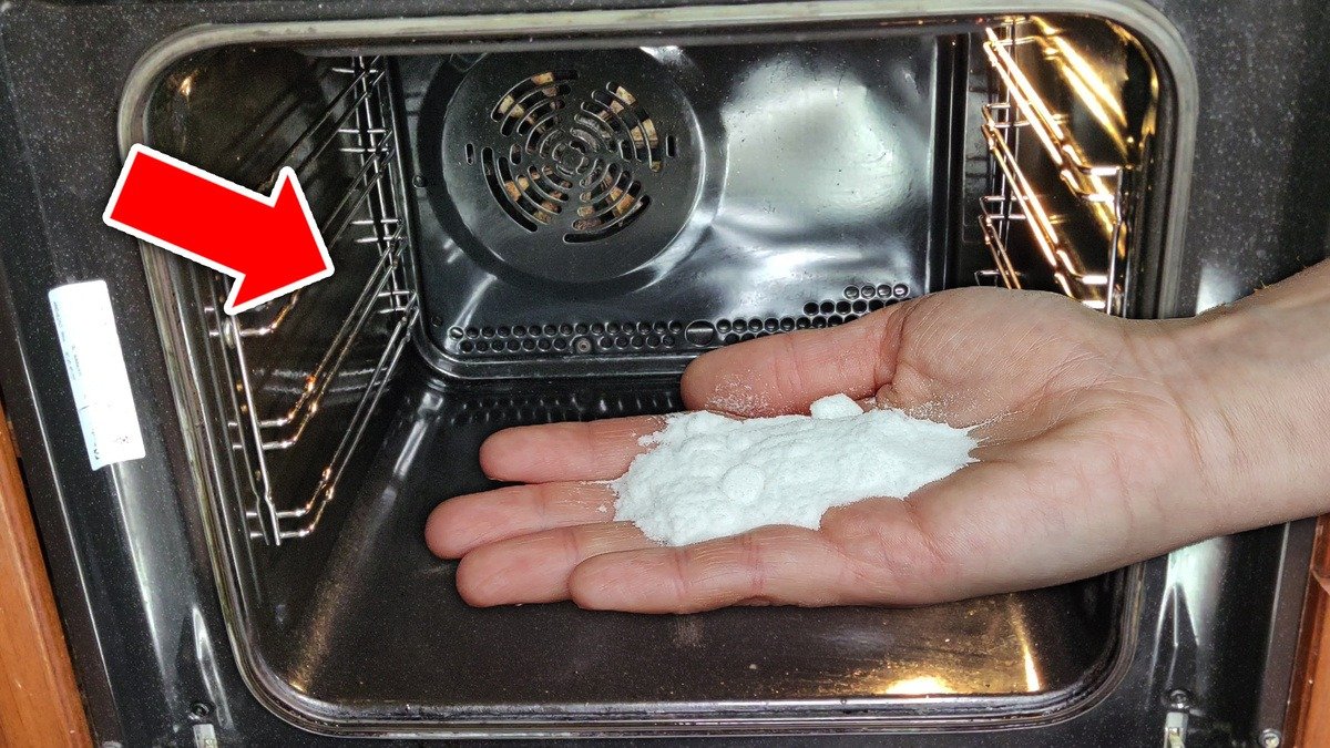 Krok za krokem nejjednodušší způsob, jak vyčistit troubu od mastnoty bude se lesknout jako zrcadlo