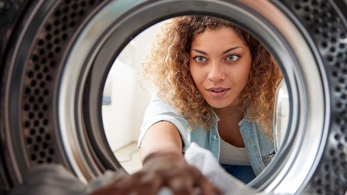 Vhodná doba pro používání pračky, aby se zbytečně neplýtvalo elektřinou