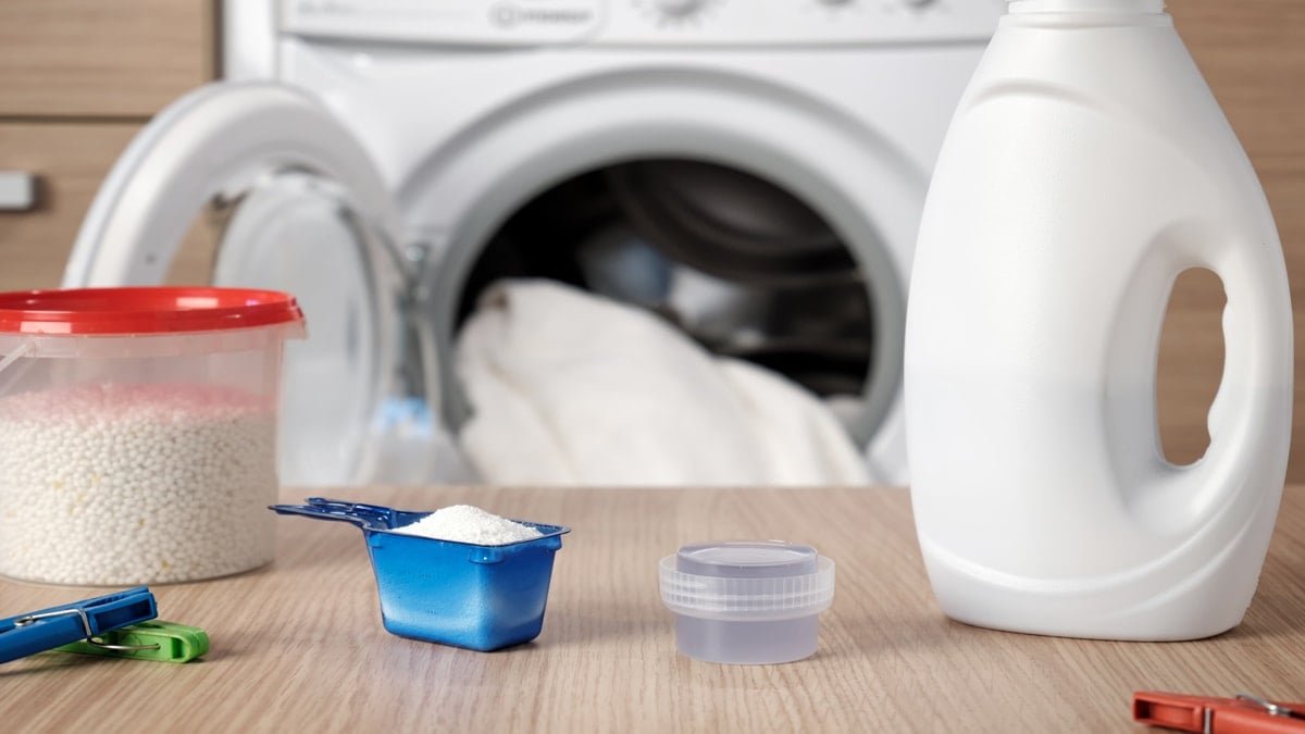Po spuštění praní, a ne předtím: ve 33 letech zjistila, jak správně nasypat prášek do pračky