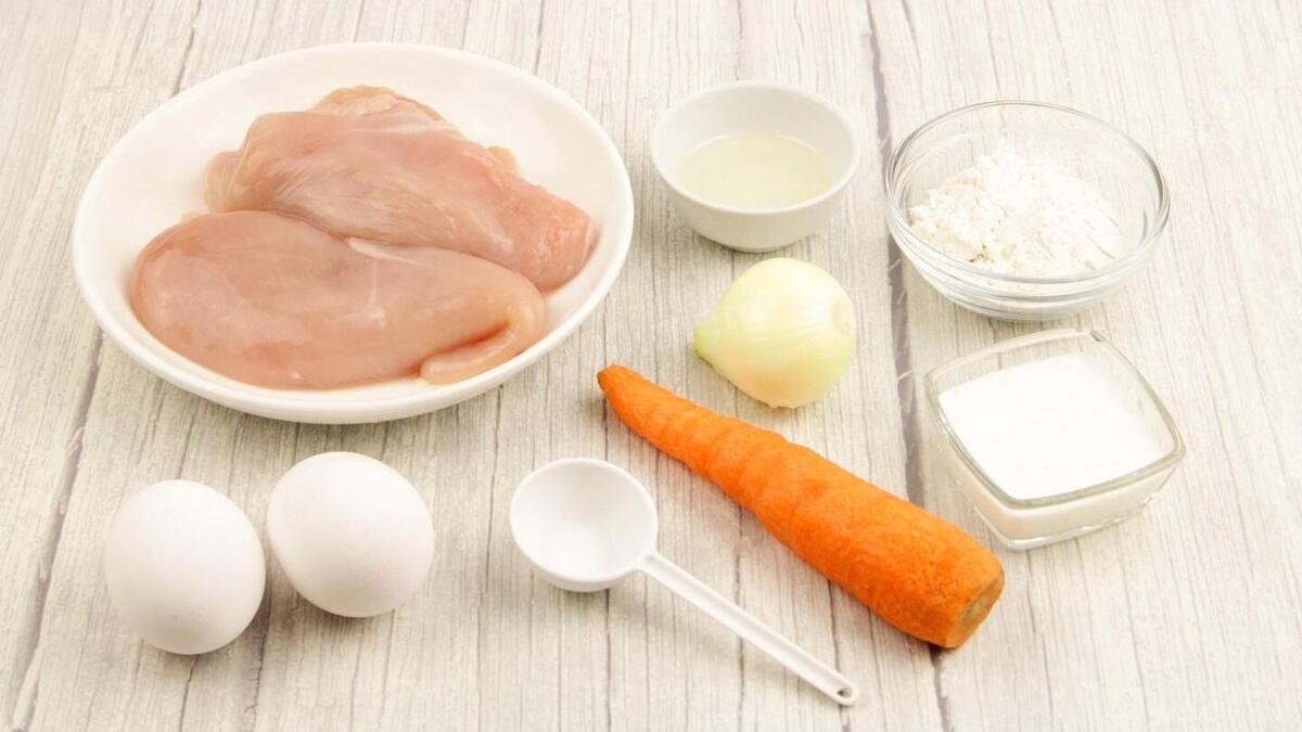 Kuřecí polévka s nadýchanými krupicovými noky Recept jako od mámy