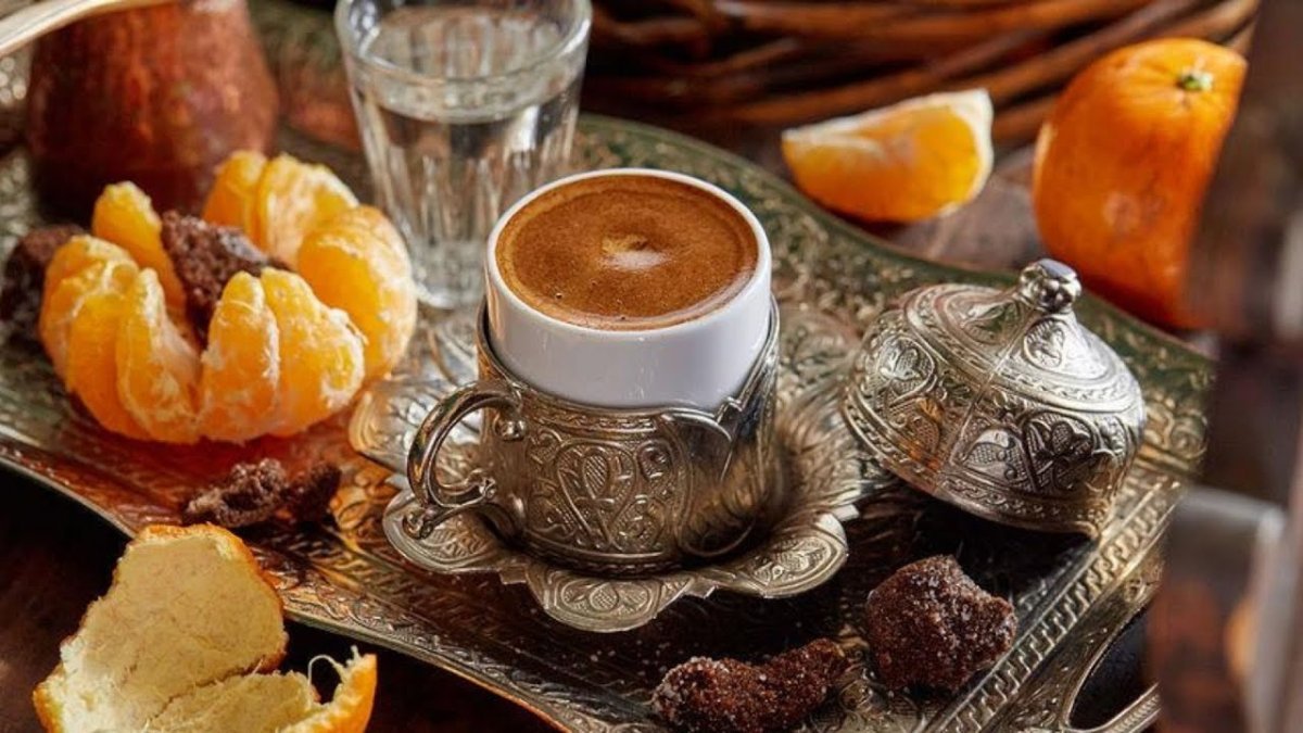 Mandarinkové slupky zalévám kávou – a celou zimu si užívám svůj trik: jednoduchý lifehack