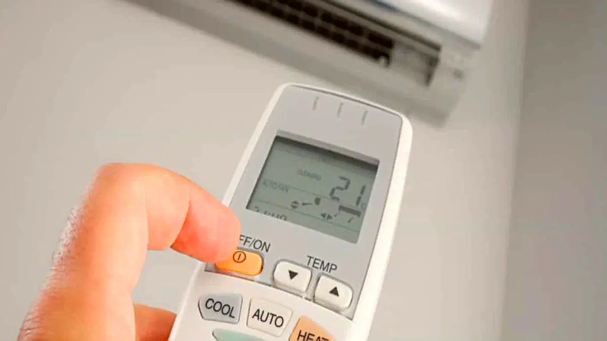 5 triků, jak snížit účet za elektřinu, pokud topíme klimatizací