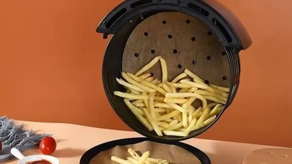 Papír na pečení v horkovzdušné fritéze: dá se použít a jak to dělat správně 3 Papír na pečení v horkovzdušné fritéze: dá se použít a jak to dělat správně