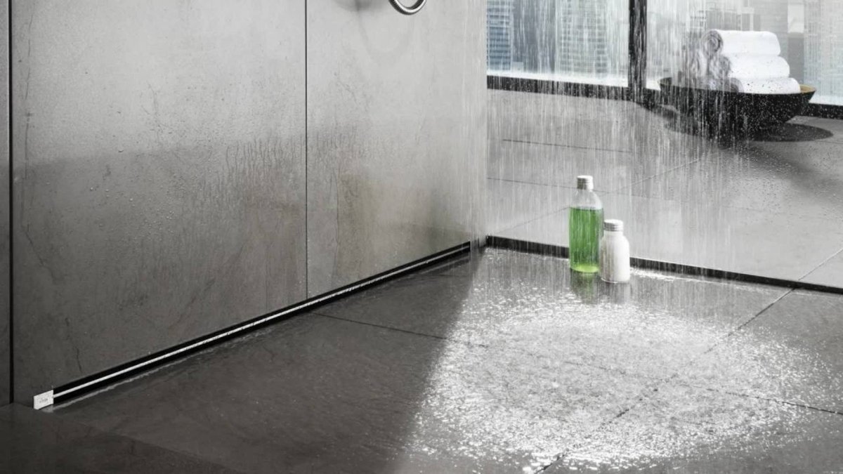 Rozloučení s klasickými sprchovými kouty trendy interiéru koupelen v roce 2026