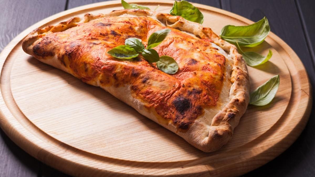 Pizzu calzone