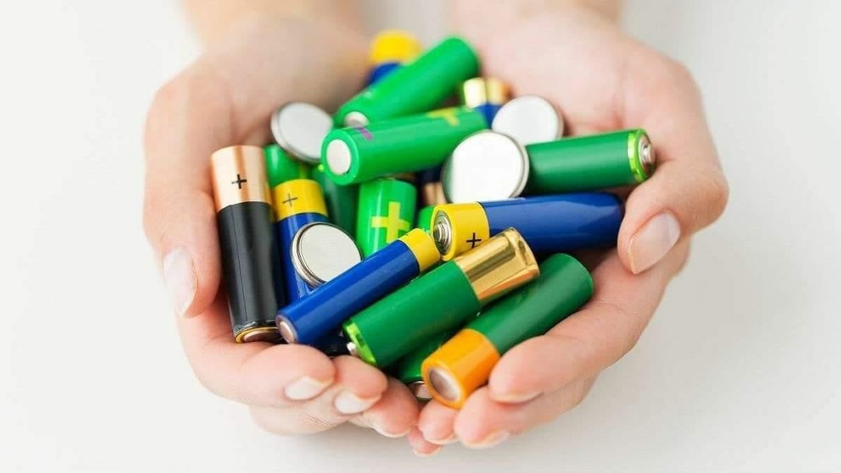 Pokud doma používáte baterky, máte opravdový poklad: jak je recyklovat podle tohoto skvělého nápadu