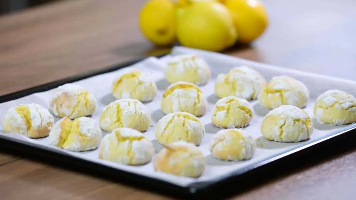 Zasněžené citronové sušenky