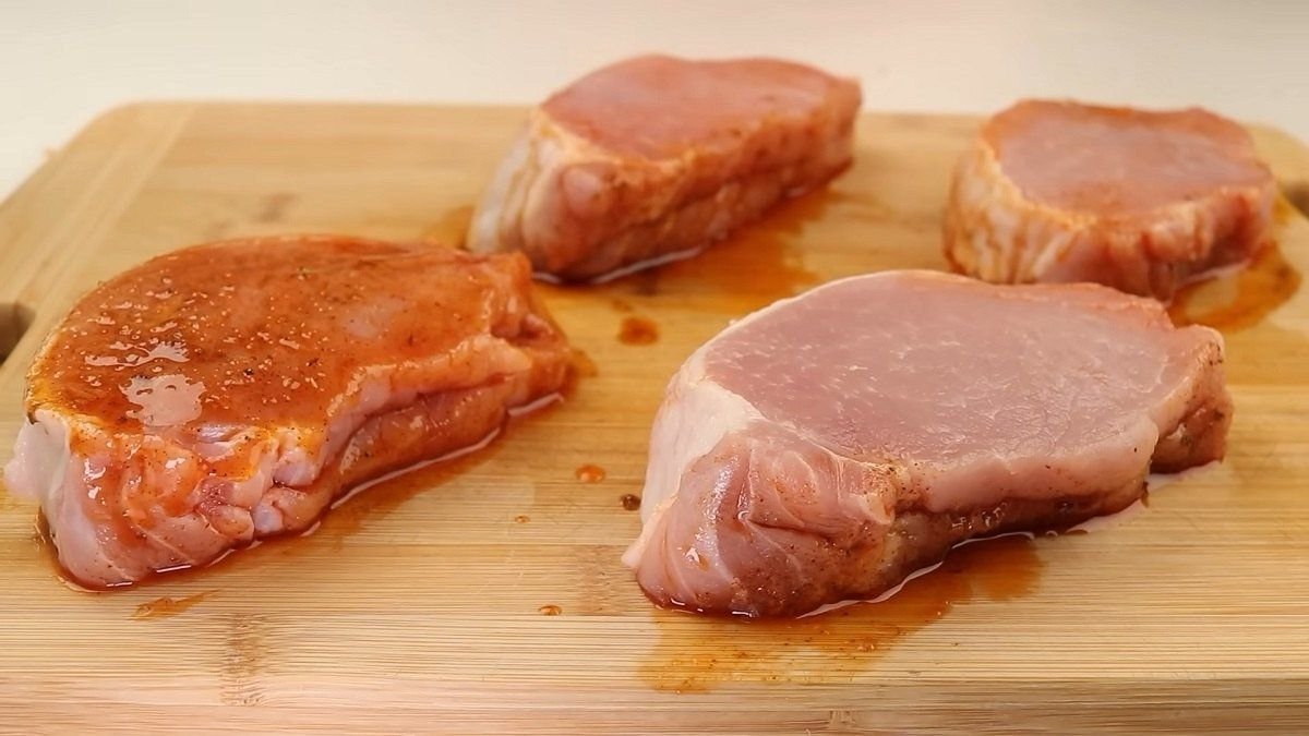 Recept na jemné vepřové kotlety k Ivanovu dni