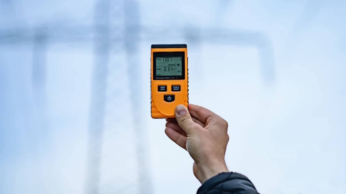 „Když spím se zapnutou elektrickou podložkou, v těle se hromadí elektromagnetické vlny“?