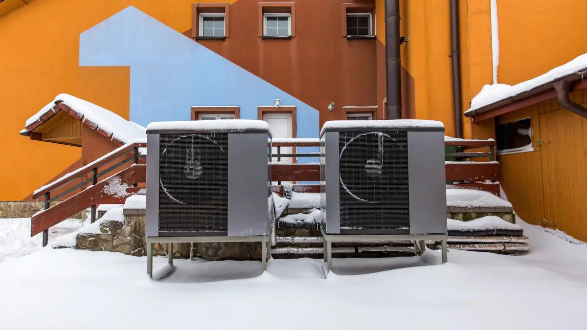 Před několika dny jsem přesně změřil, kolik nyní spotřebuje tepelné čerpadlo v nejchladnějším období této zimy, aby velkoryse vytopilo dům