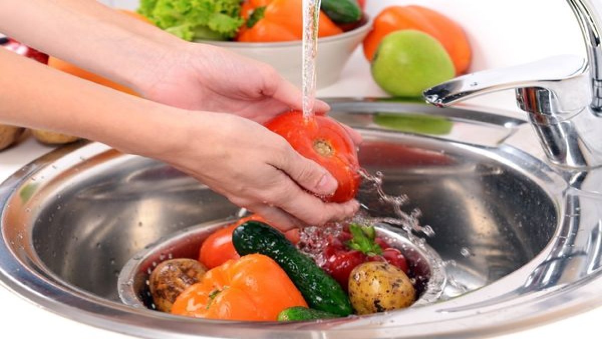 Chyba při skladování, která urychluje kažení ovoce a zeleniny