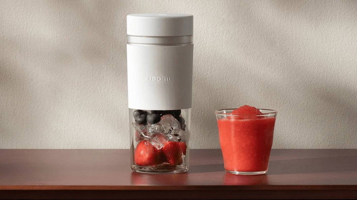 Žádný strach, že mléko uteče, ani trápení s krájením zeleniny: levné a šikovné pomůcky zjednoduší kuchyňskou rutinu v české domácnosti