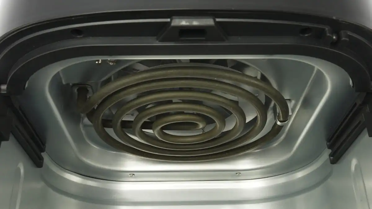 Papír na pečení v horkovzdušné fritéze: dá se použít a jak to dělat správně 2 Papír na pečení v horkovzdušné fritéze: dá se použít a jak to dělat správně