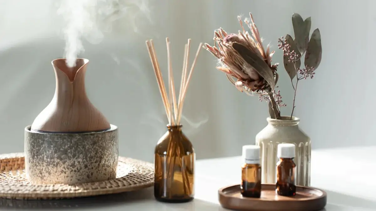 Obchodní osvěžovače vzduchu do koše: 7 kapek do sklenice vody a doma to voní jako v rajské zahradě