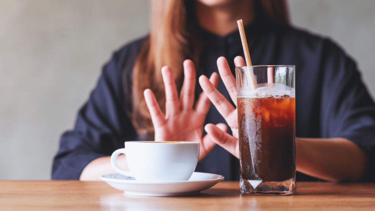 Proč vám káva chutná „divně“ a není to zrny