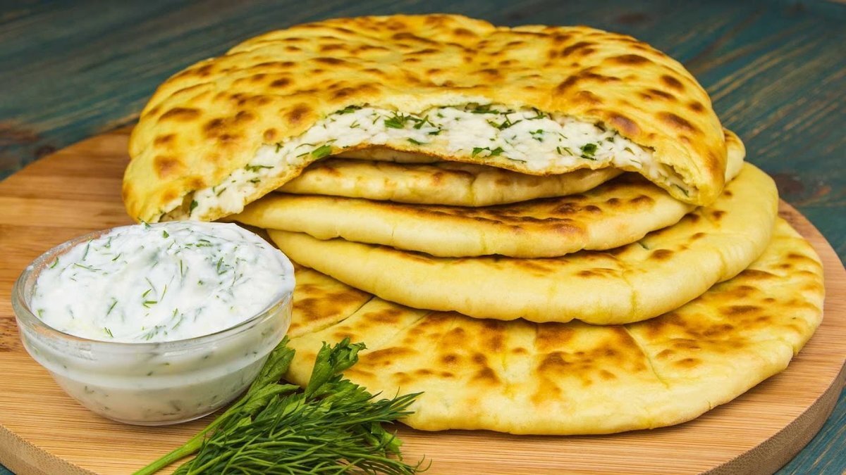 Recept na placky s kaškavalem a balkánským sýrem