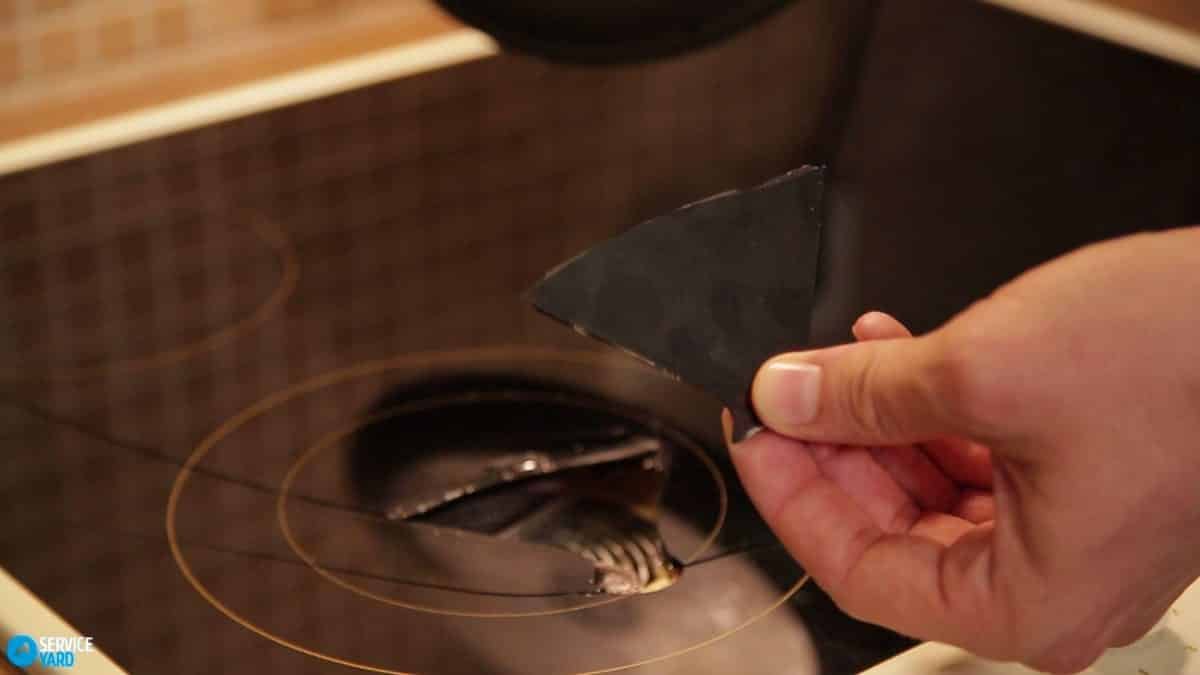 Škrábance na sklokeramické varné desce Návod ve čtyřech jednoduchých krocích