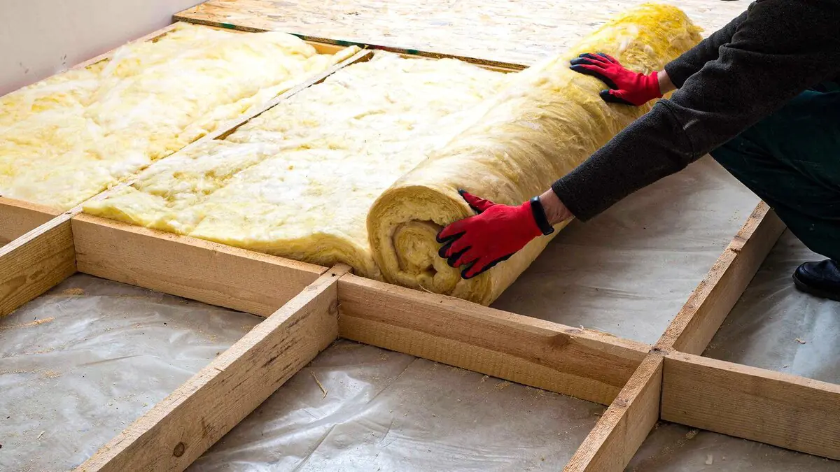 Radiátory topí, ale v bytě je zima: pět důvodů, o kterých instalatéři mlčí