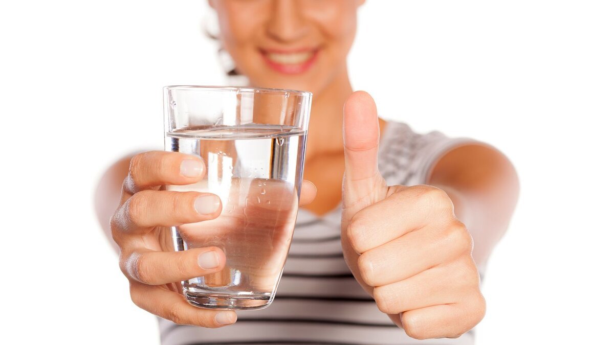 Proč se v Česku v zimě dává na radiátor hrnek s vodou Jednoduché gesto s viditelným efektem