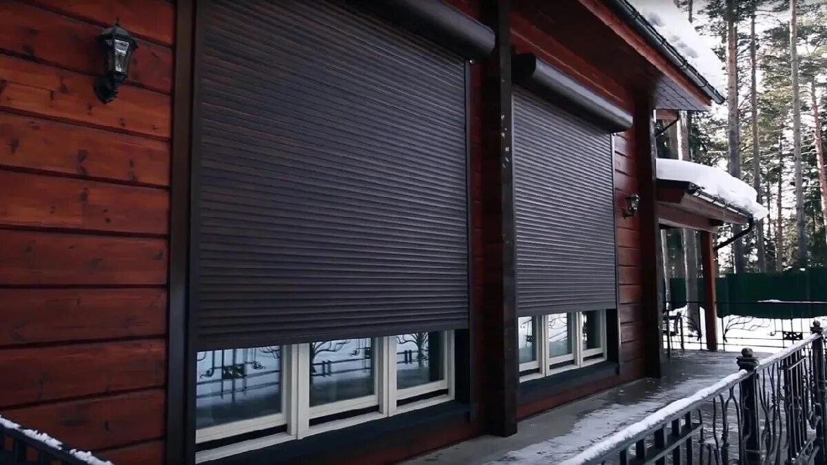 Topení: zavření okenic přesně v tuto dobu pomáhá šetřit energii