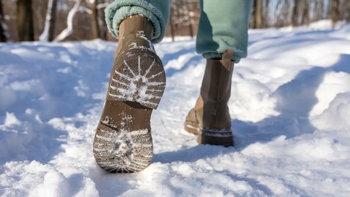 Třu podrážky jednou zeleninou a v zimě nekloužu