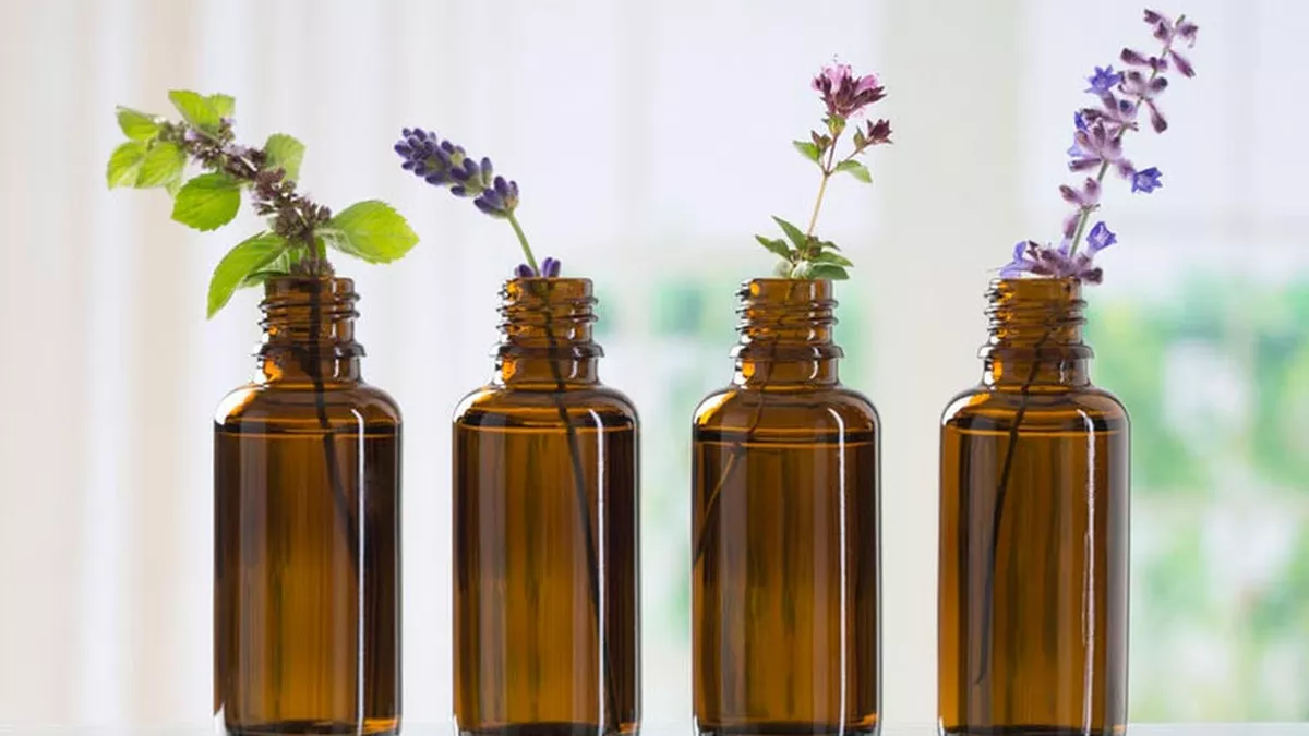 Dvě kapky do vody na vytírání a doma bude svěže, vůně vydrží několik dní 3 Dvě kapky do vody na vytírání a doma bude svěže, vůně vydrží několik dní