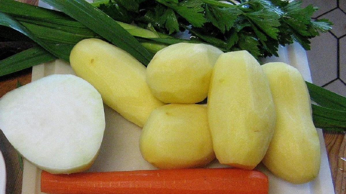 Na Podkarpaciu mówią na nią dziad z babą Ta zupa jest pyszna, tania i bardzo łatwa