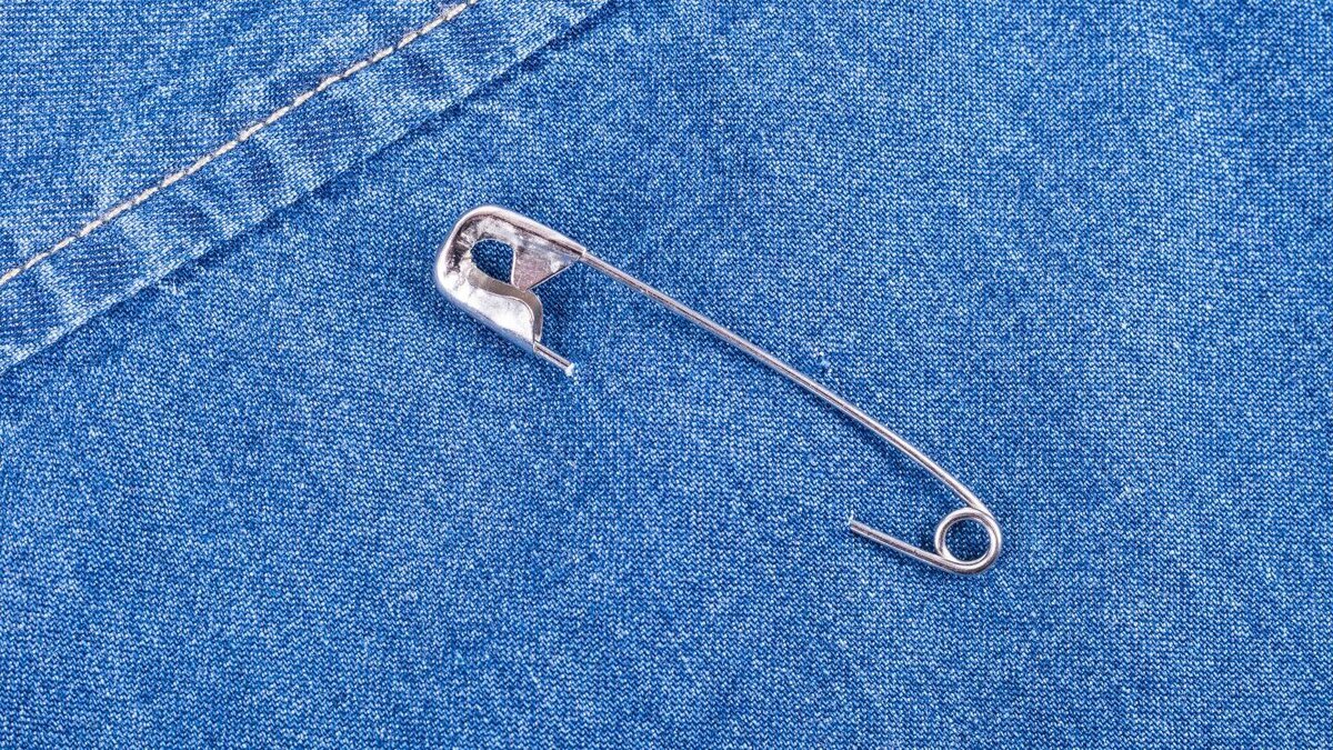 Zamysleli jste se někdy, proč je spodní část zavíracího špendlíku kulatá