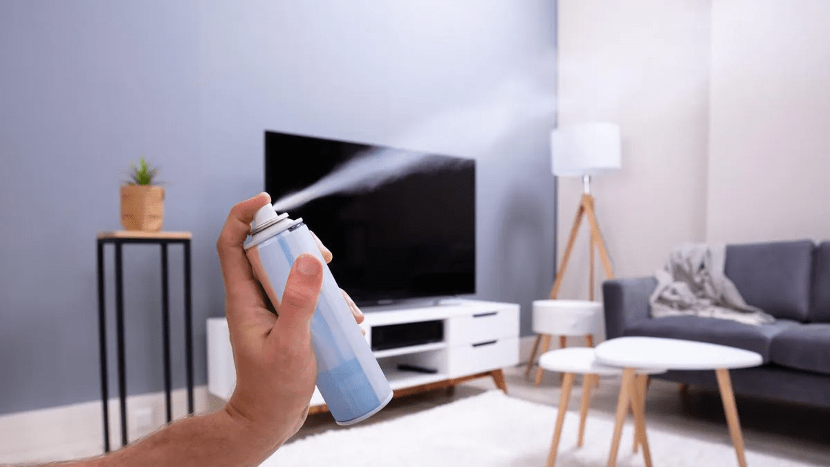 Zapomeňte na osvěžovače 7 kapek do sklenice vody a doma to voní jako v zahradě po dešti