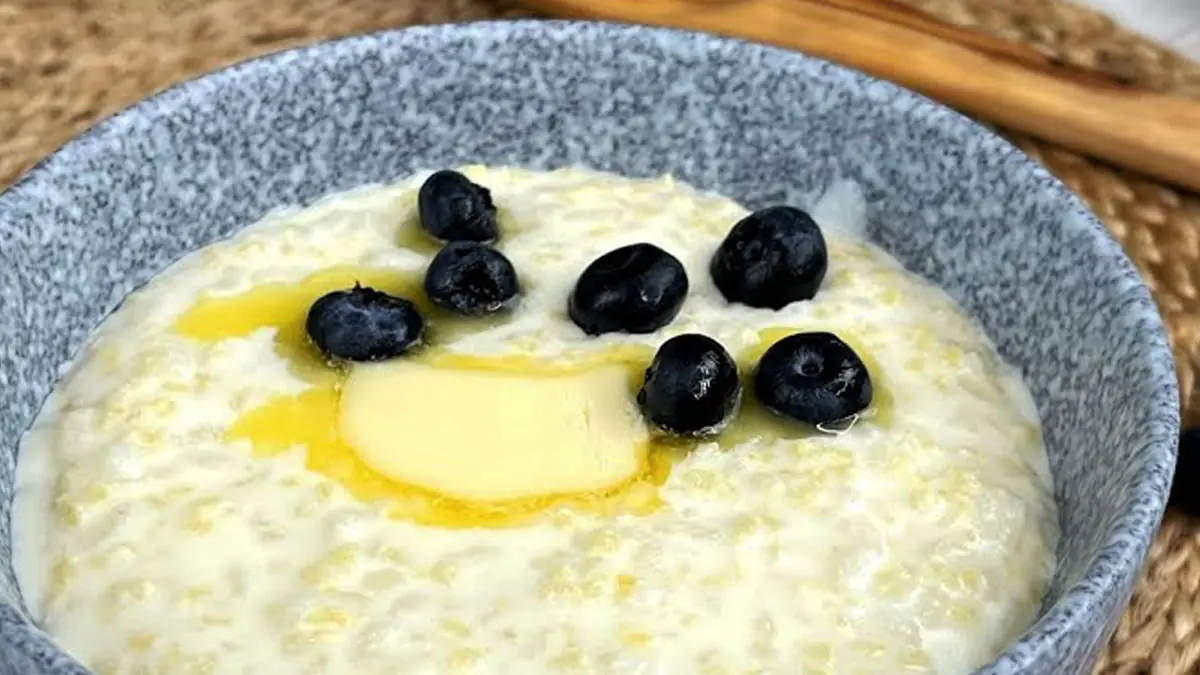 Zapomeňte na ovesnou kaši: Češi si dnes vybírají zcela nový hit na snídani