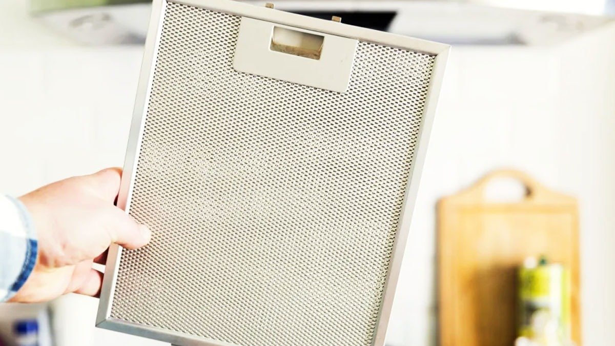 Jak vyčistit filtry kuchyňské digestoře bez nutnosti drhnutí