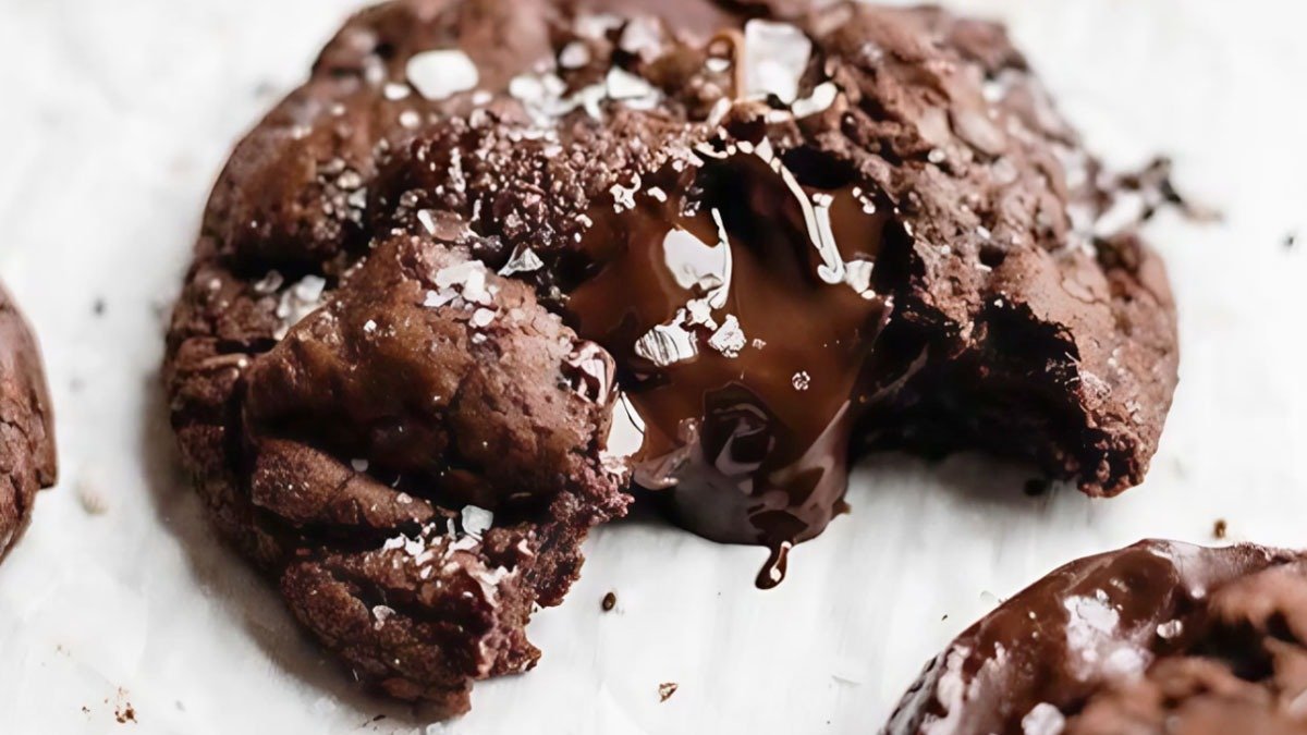10 minut práce: recept na proteinové čokoládové sušenky