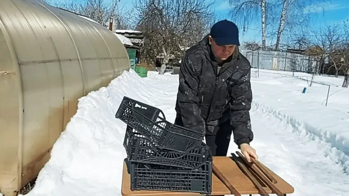 Moudrá teta mě naučila postavit kouzelnou konstrukci: šetřím stovky eur na zahradním nářadí