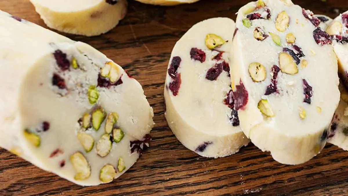 Starý recept na sušenkový salám v novém pojetí bez tečky