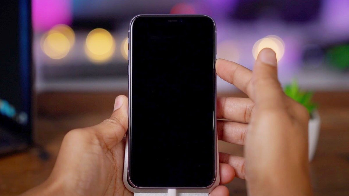 Proč byste měli telefon vypnout místo jeho restartování