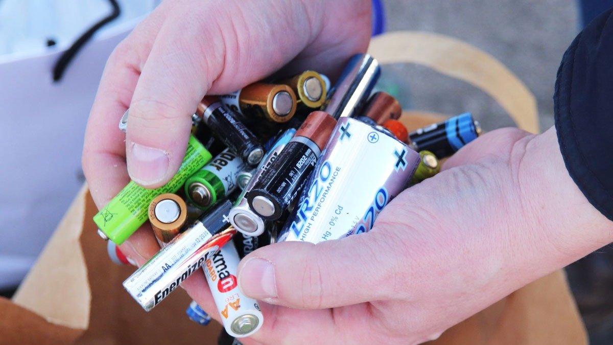 Baterie způsobují stále více požárů