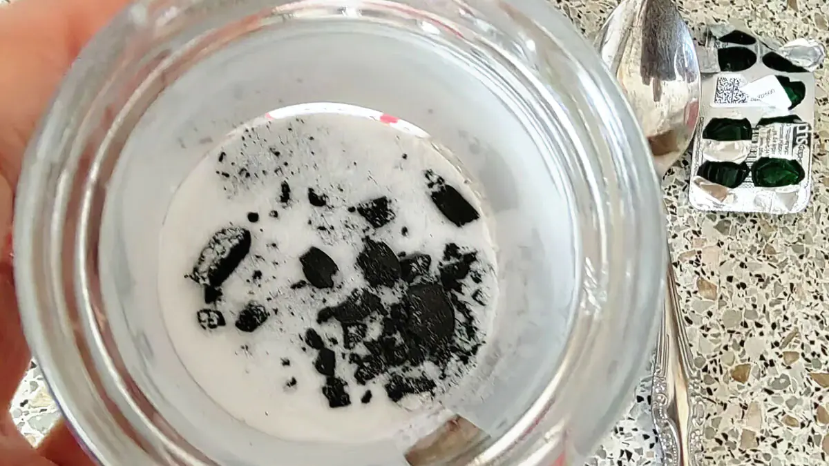 Jak odstranit zápach z lednice bez chemie: stačí jen 2 složky