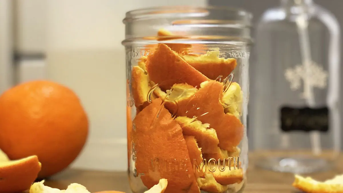 Pomerančová kůra s octem: proč se tato směs doporučuje a k čemu slouží