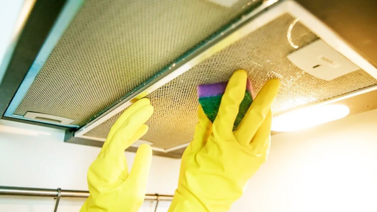 Jak vyčistit filtry kuchyňské digestoře bez nutnosti drhnutí 2 Jak vyčistit filtry kuchyňské digestoře bez nutnosti drhnutí