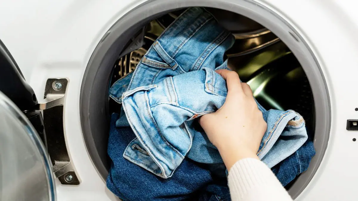 Odstřeďování v pračce: 800, 1000, 1200 nebo 1400 otáček? 3 Odstřeďování v pračce: 800, 1000, 1200 nebo 1400 otáček?